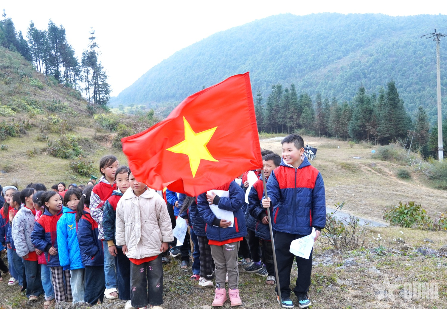 Bồi đắp tình yêu Tổ quốc từ những “Tiết học biên cương” nơi địa đầu